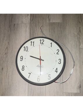 Classic Black and White Wall Clock by Luxon